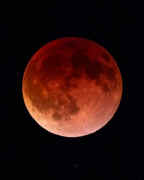 _moonecl25_19.jpg (36882 bytes)