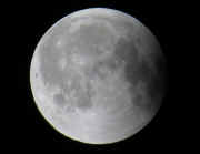 _moonecl25_25.jpg (36299 bytes)